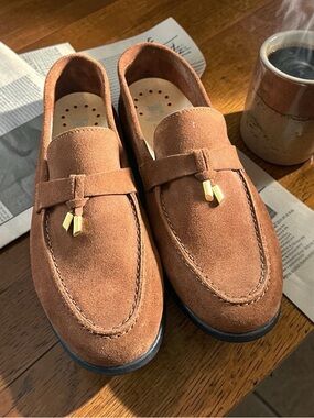 Mephisto Women's Valenza Suede Leather Gold Tassel Loafers size 7.5